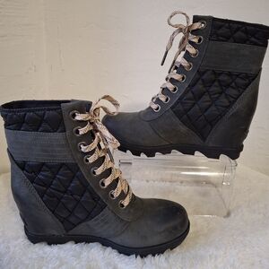 Sorel Black and Gray Lace Up Boots